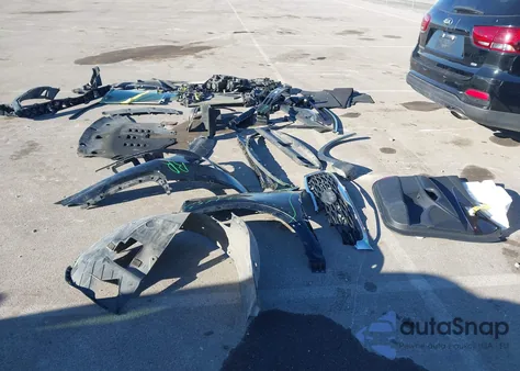 2019 Kia Sorento 2.4L Lx from USA, damaged, VIN 5XYPGDA30KG439688